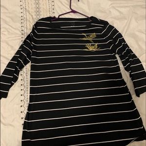 Striped shirt with gold mocking birds